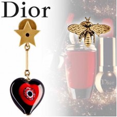 Dior D-Murrine Rot-Schwarz Herz Charm Damen Messing Biene Asymmetrische Stern Ohrringe Dior D-Murrine Rot-Schwarz Herz Charm Damen Messing Biene Asymmetrische Stern Ohrringe