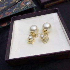 Authentische Christian Dior CD-Kristalle, Stern, Herz, asymmetrische Anhänger, weiße Perle, Gelbgold, Ohrringe, Schmuck