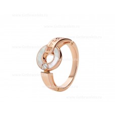 BVLGARI BVLGARI Durchbrochener Ring aus 18 Karat Roségold mit Perlmuttelementen und einem runden Diamanten im Brillantschliff BVLGARI BVLGARI Durchbrochener Ring aus 18 Karat Roségold mit Perlmuttelementen und einem runden Diamanten im Brillantschliff