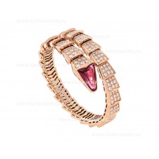 Bvlgari Serpenti Viper One-Coil-Armband aus 18 Karat Roségold mit vollständig ausgefassten Diamanten und einem Rubellit auf dem Kopf Bvlgari Serpenti Viper One-Coil-Armband aus 18 Karat Roségold mit vollständig ausgefassten Diamanten und einem Rubellit auf dem Kopf