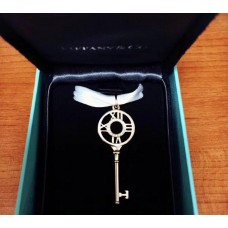 Tiffany Atlas Keys Silber/Roségold-Anhänger-Halskette mit Nieten