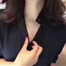 Tiffany Keys Hohlblumen-Schlüsselanhänger-Halskette für Damen im UK-Ausverkauf