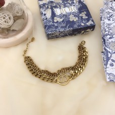 Christian Dior30 Montaigne Antik-Messing-Armband mit CD-Logo, Kreis-Anhänger, künstliches Mehrkettenarmband